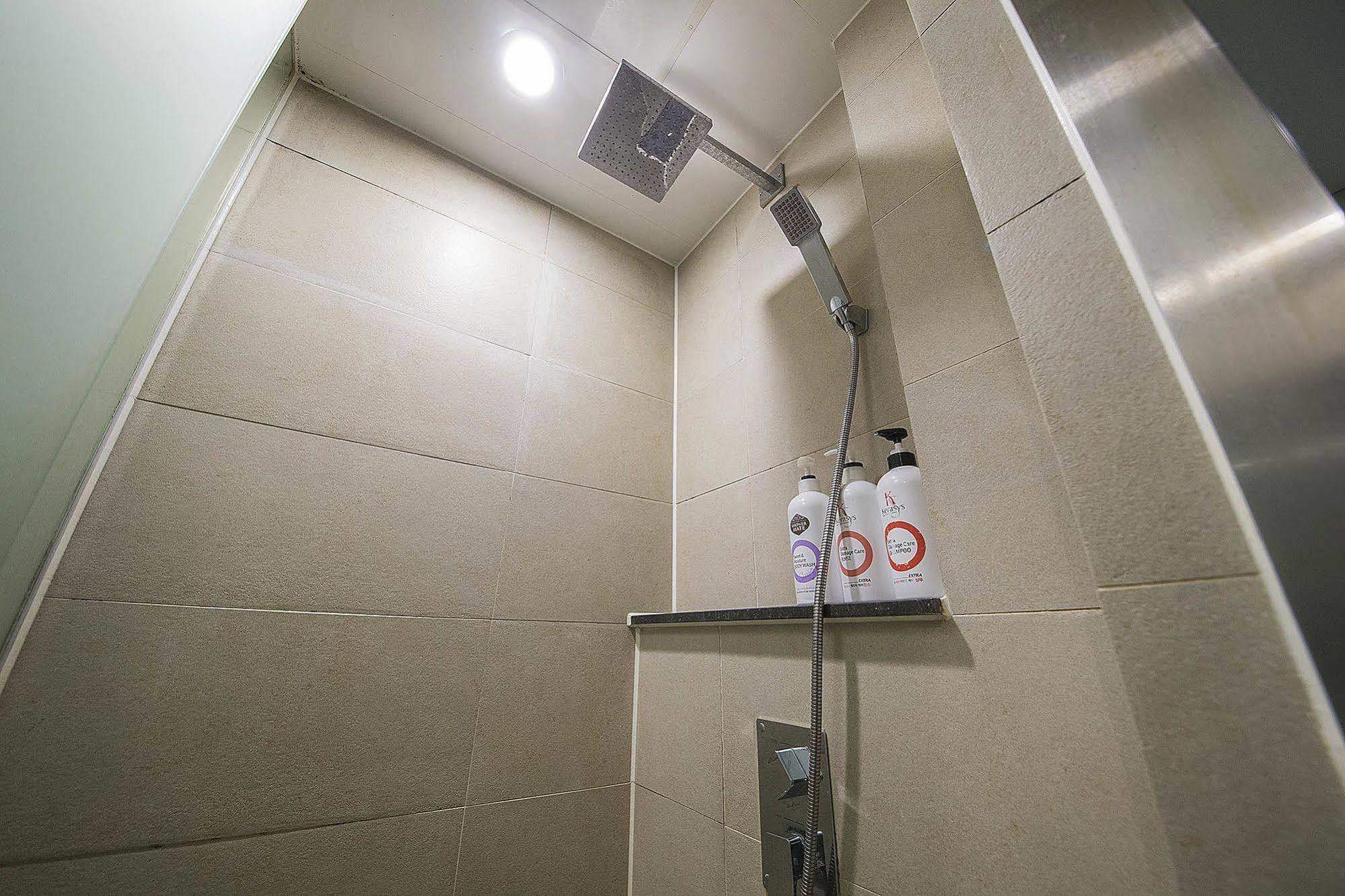 Mate Hotel Seoul Gimpo Dış mekan fotoğraf