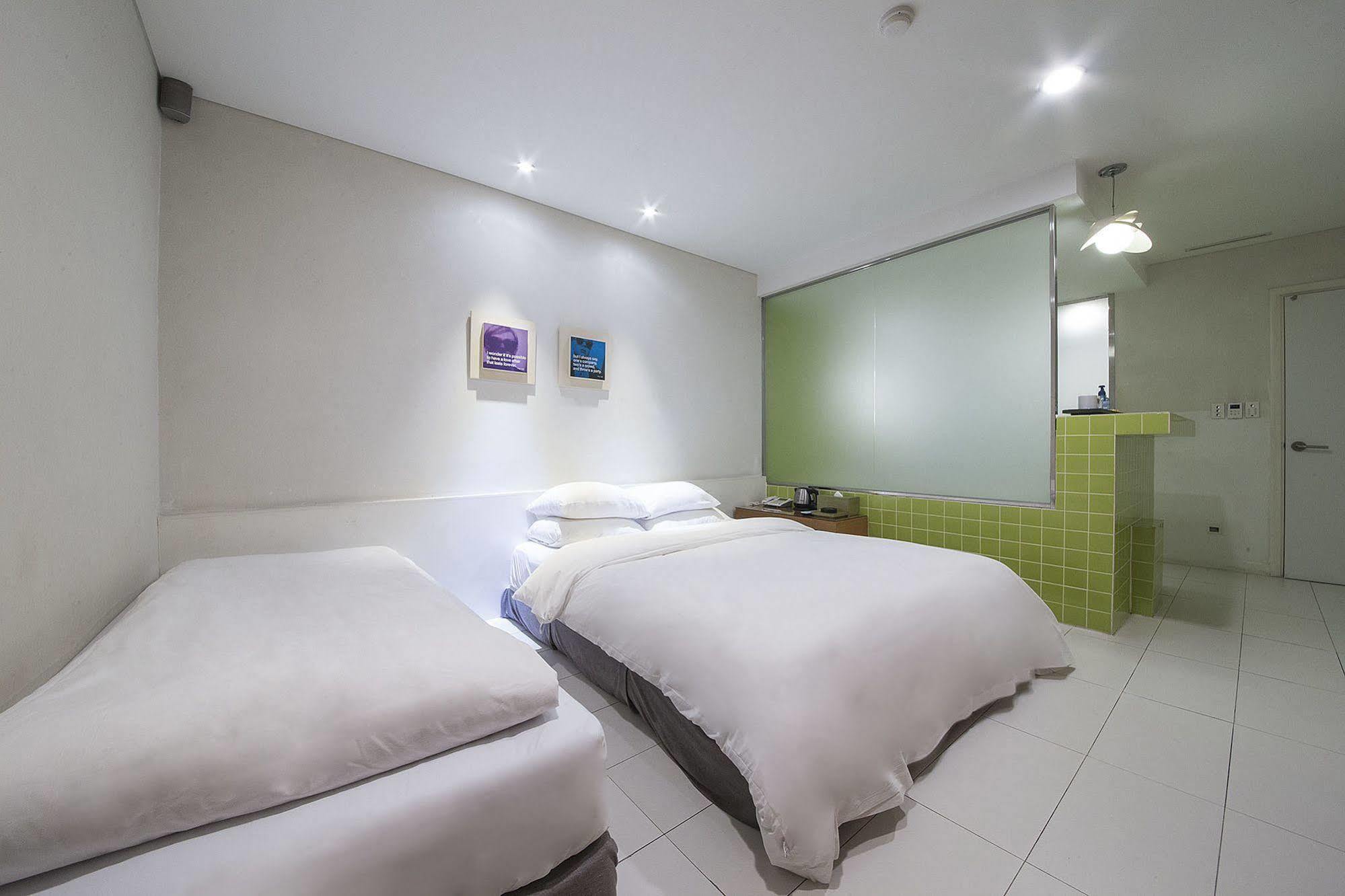 Mate Hotel Seoul Gimpo Dış mekan fotoğraf